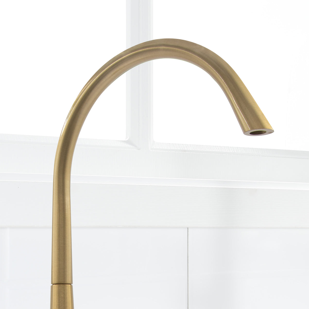 Metpure Anaqua non-air gap reverse osmosis faucet in brushed gold